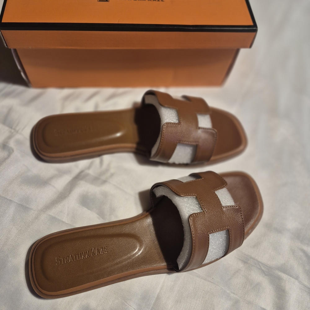 Brand New Ladies Brown Slip on Sandals Size 10